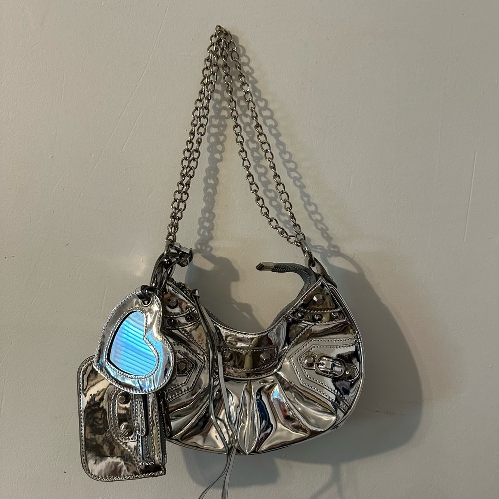 Metallic Y2K shoulder bag